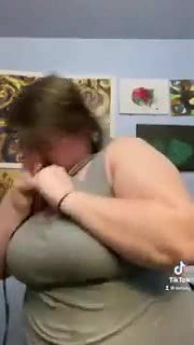 Call me quadtitties