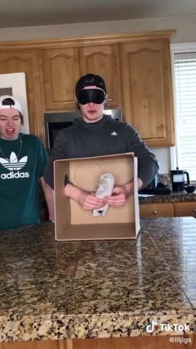 Thanks I hate, what’s in the box challenge