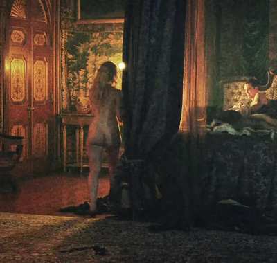 Elle Fanning 