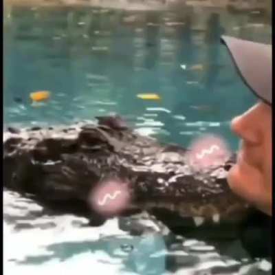 Blursed_kiss