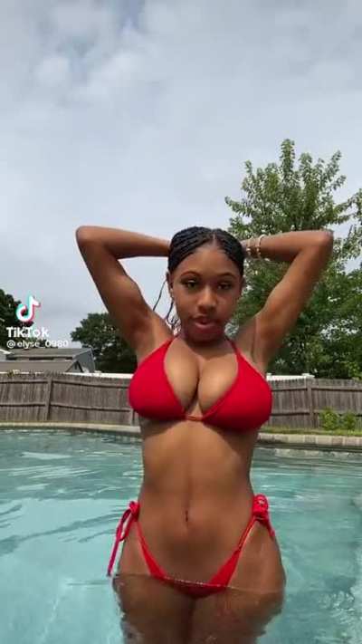 These arent boobs. they are TITTAYS 🐄