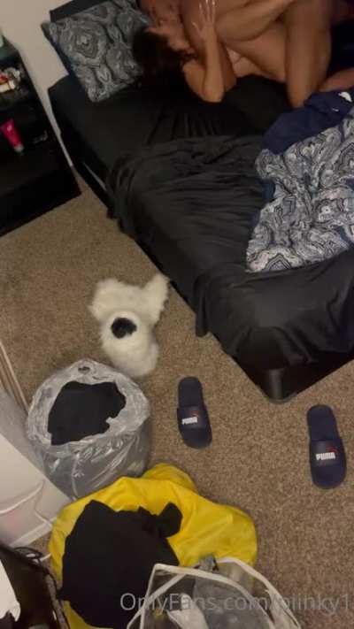 👀