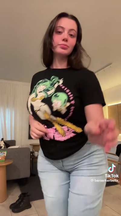 @bellakami