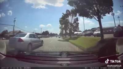 Both cars are idiots