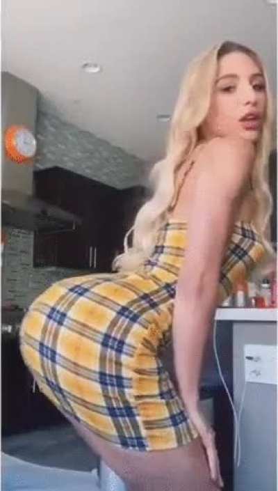 So sexy in plaid