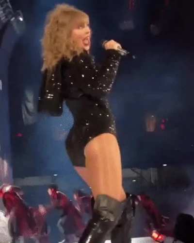 Taylor Swift is insanely sexy