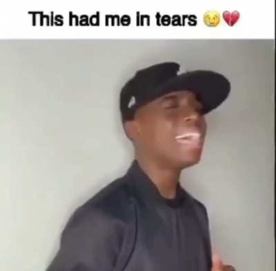 😭