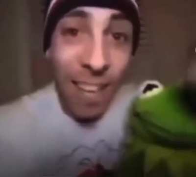 😳