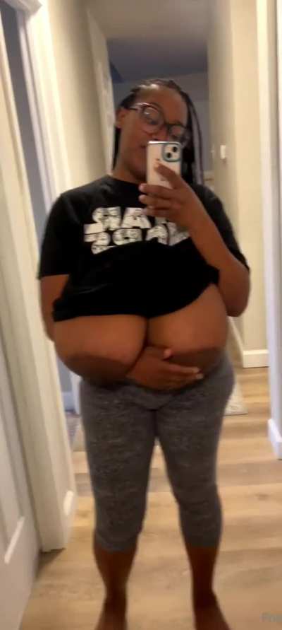 👅
