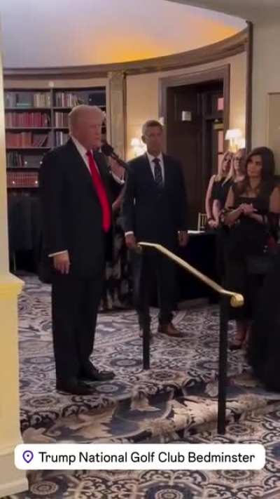 Trump: "Smart people dont like me." No shit Sherlock