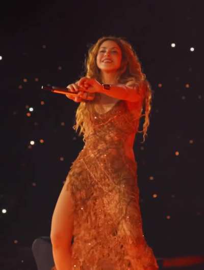 Shakira, 48
