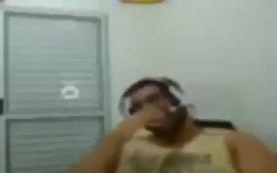Algu&eacute;m ajuda ele pfvr 😭😭😭