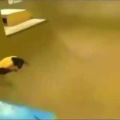 Monke skate 😳😳