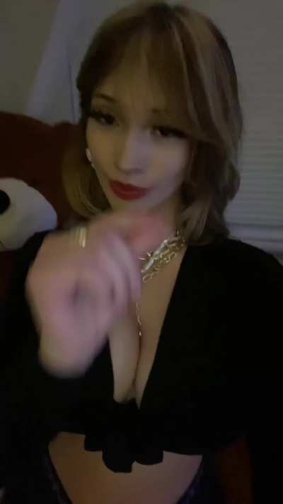 Oh to be that pendant