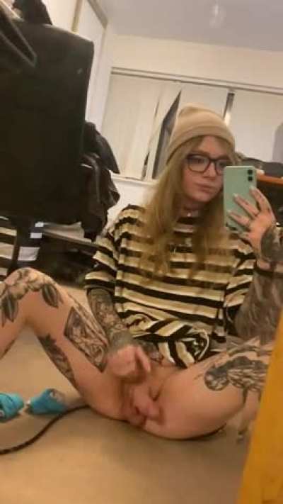 Stripes and tattoos!