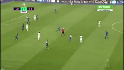 Azpi&rsquo;s crosses from inside right - @grantdesmidt