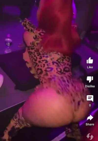 Dream dolls fat ass 😵&zwj;💫