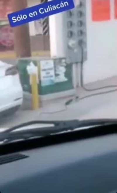 Adi&oacute;s Bater&iacute;a.