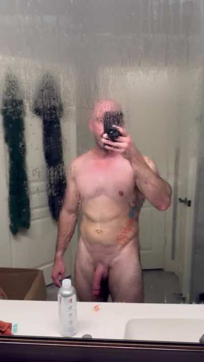 Do y&rsquo;all prefer pics or gifs to show off the gains? (M)