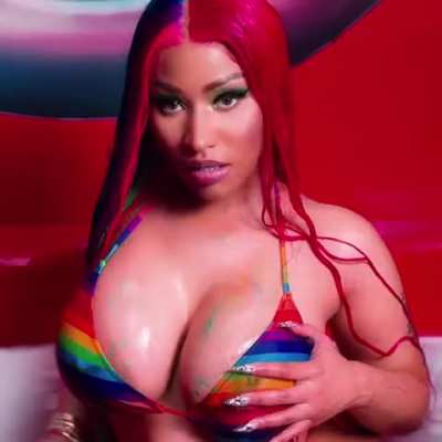 Upvote if you're jerking it to Nicki, and maybe DM me a pic of your cock too...