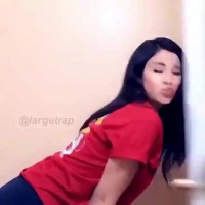 Yo 😳😳😳😳