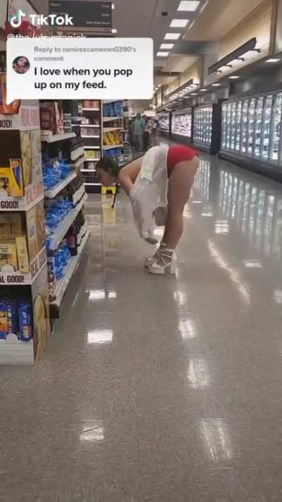 sexy thot shopping🔥😈🔥