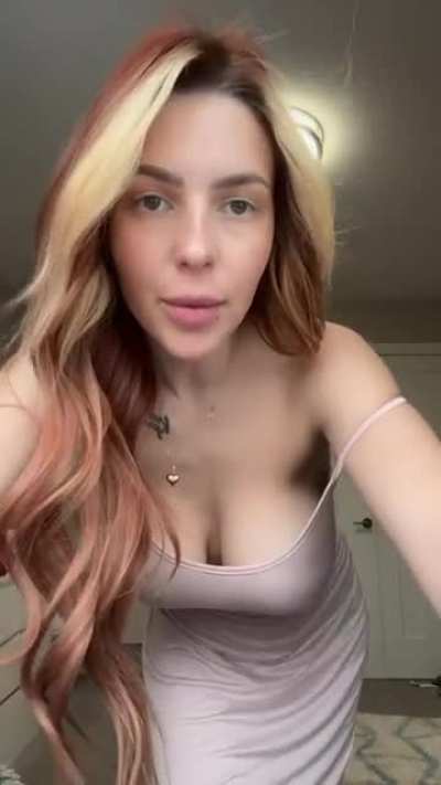AH THE TIK-TOK NIPPLES 😍