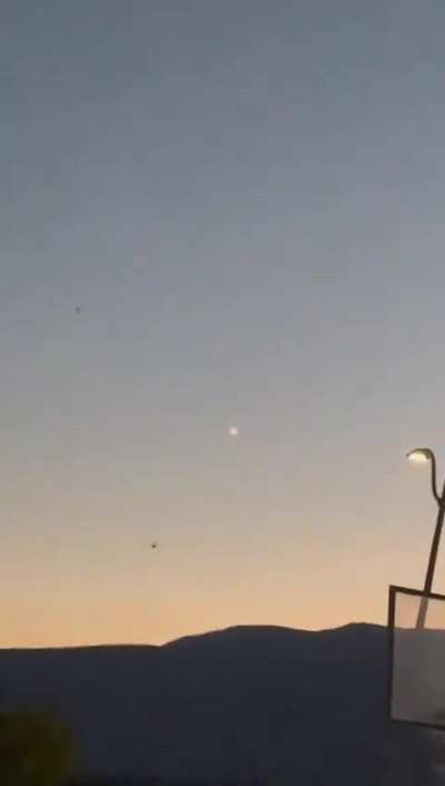 Footage of the Iron Dome supposedly malfunctioning in Galilee today