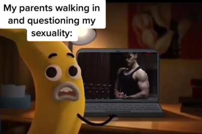 IT&rsquo;S NOT GAY MOM THEY GET TONS OF GIRLS