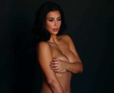 👑