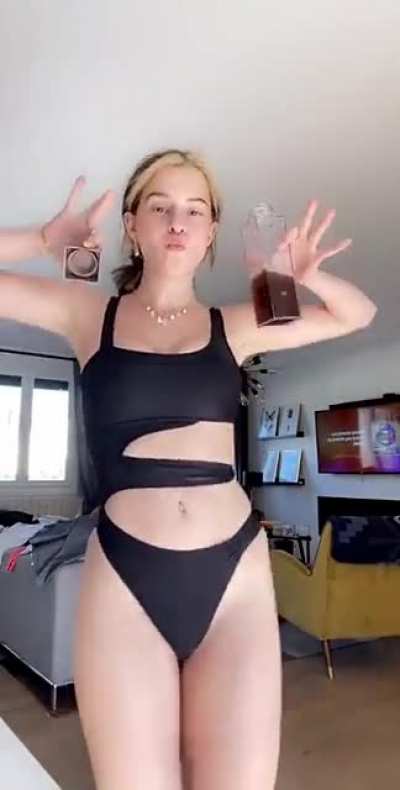 Swimsuit Lea