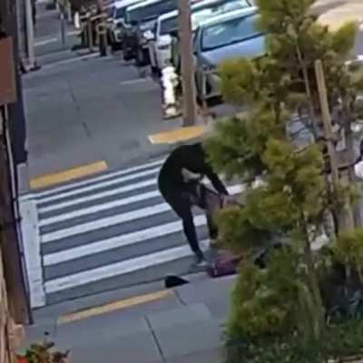 Two Asian women (aged 55 and 60) attacked and robbed in San Francisco