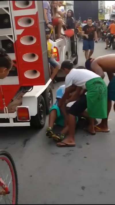 He snoze and he loze. Man ran over. 