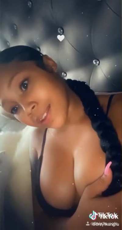SHE SO EDIBLE