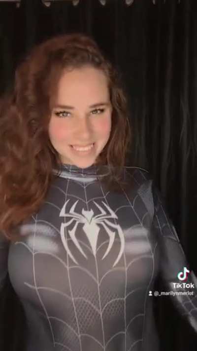 Spidernipplewoman @_marilynmerlot