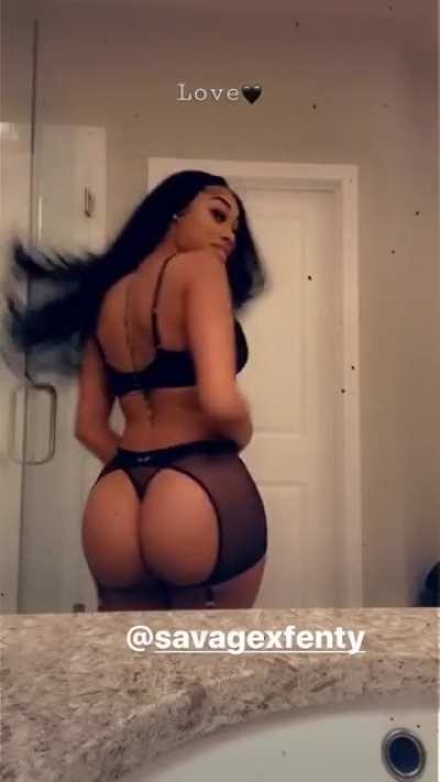 🤤