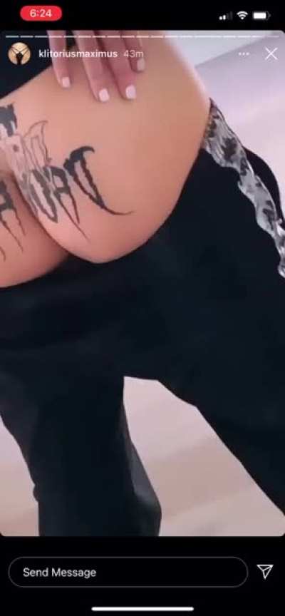 🥲