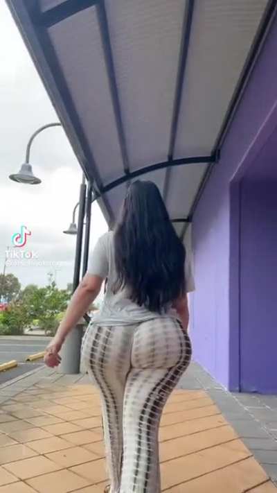 🧟‍♂️🍑