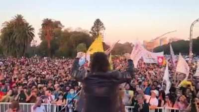 Gran concurrencia al acto de lanzamiento de campaña de Javier Milei