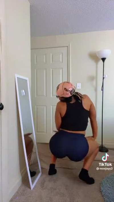 🤠