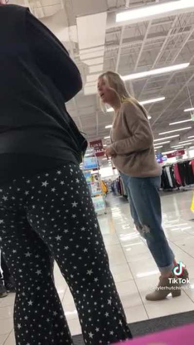 BURLINGTON EMPLOYEE SEXUALIZES MOTHER'S DAUGHTER WEARING LEGGINGS