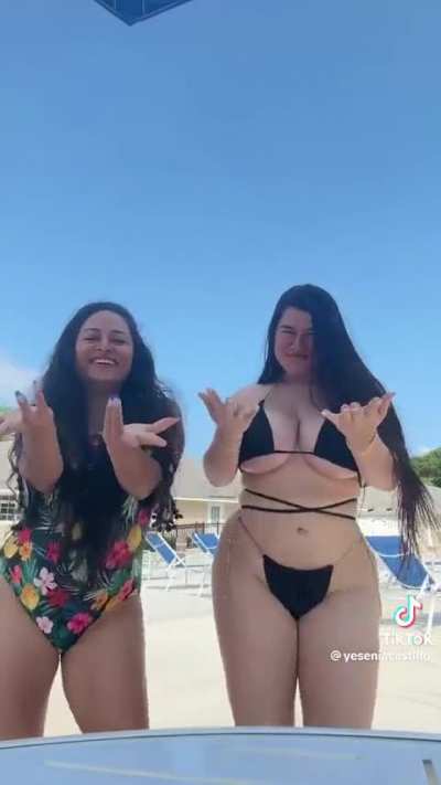 Thicc latinas