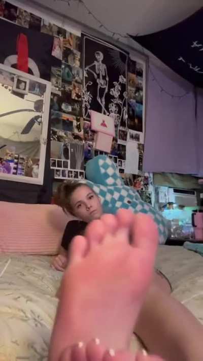 I See That Pre Cum Leaking keep Stroking Foot Boy. Dm For Full Joi