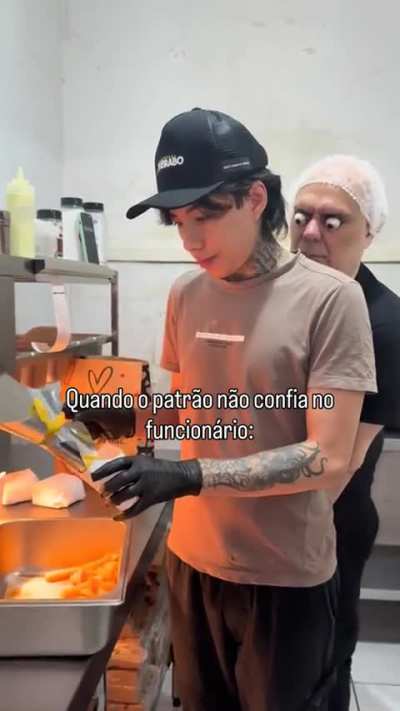 Os funcion&aacute;rios est&atilde;o na maldade