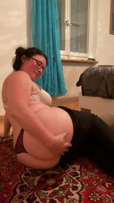 Just trying to tempt you with my ass, is it working?