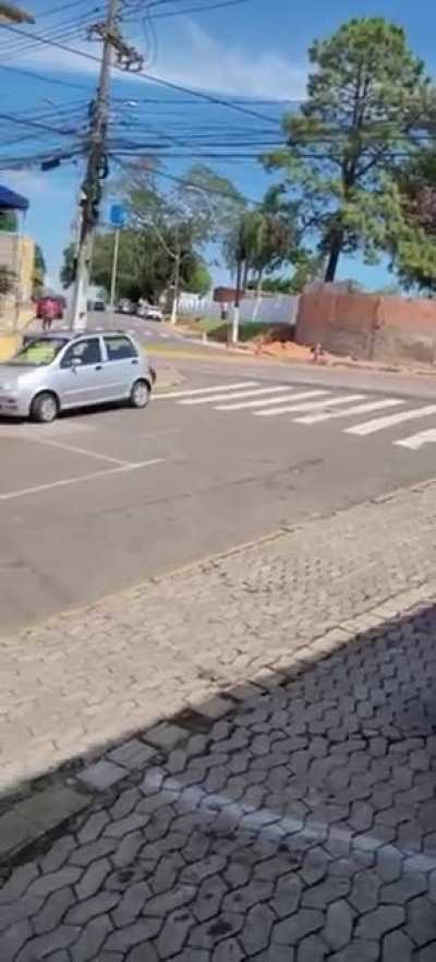 Dia corriqueiro aqui no bairro&hellip;