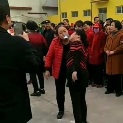 Наркокартель развлекается