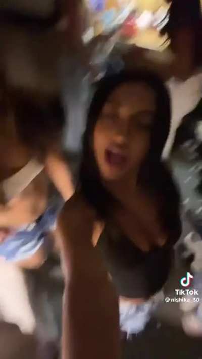 i think she&rsquo;s wearing the top backwards 