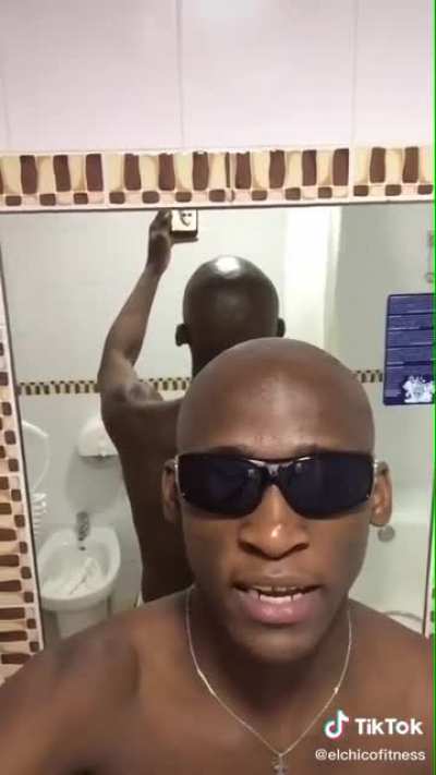 😎