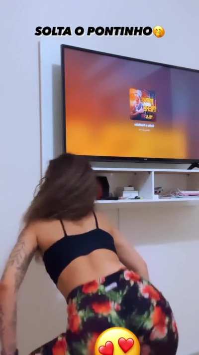 Bedroom twerk